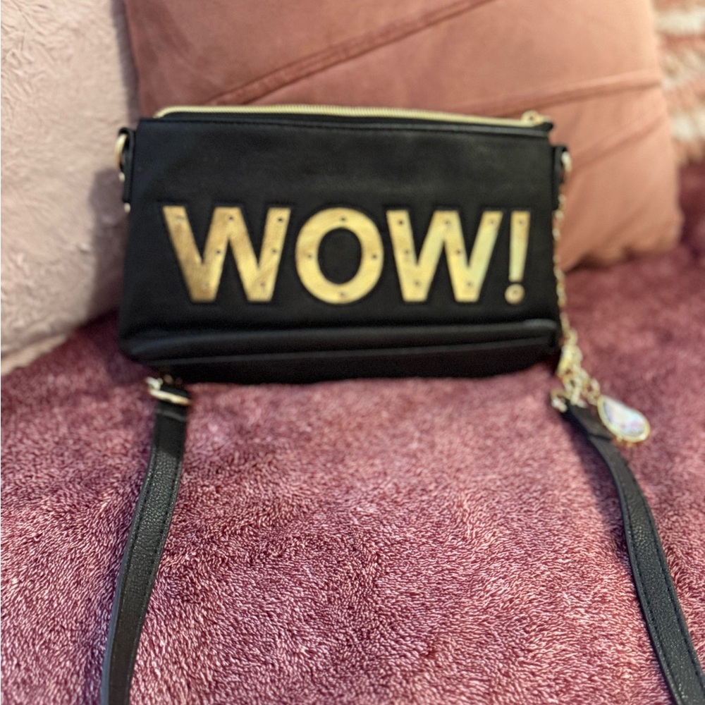 Betsey Johnson Black and Gold WOW! Crossbody Bag